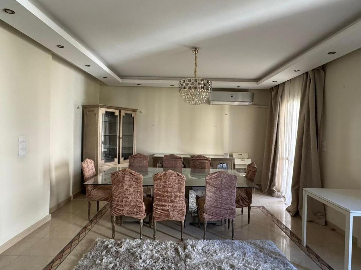 In New Auc Avenue Apartment Cairo